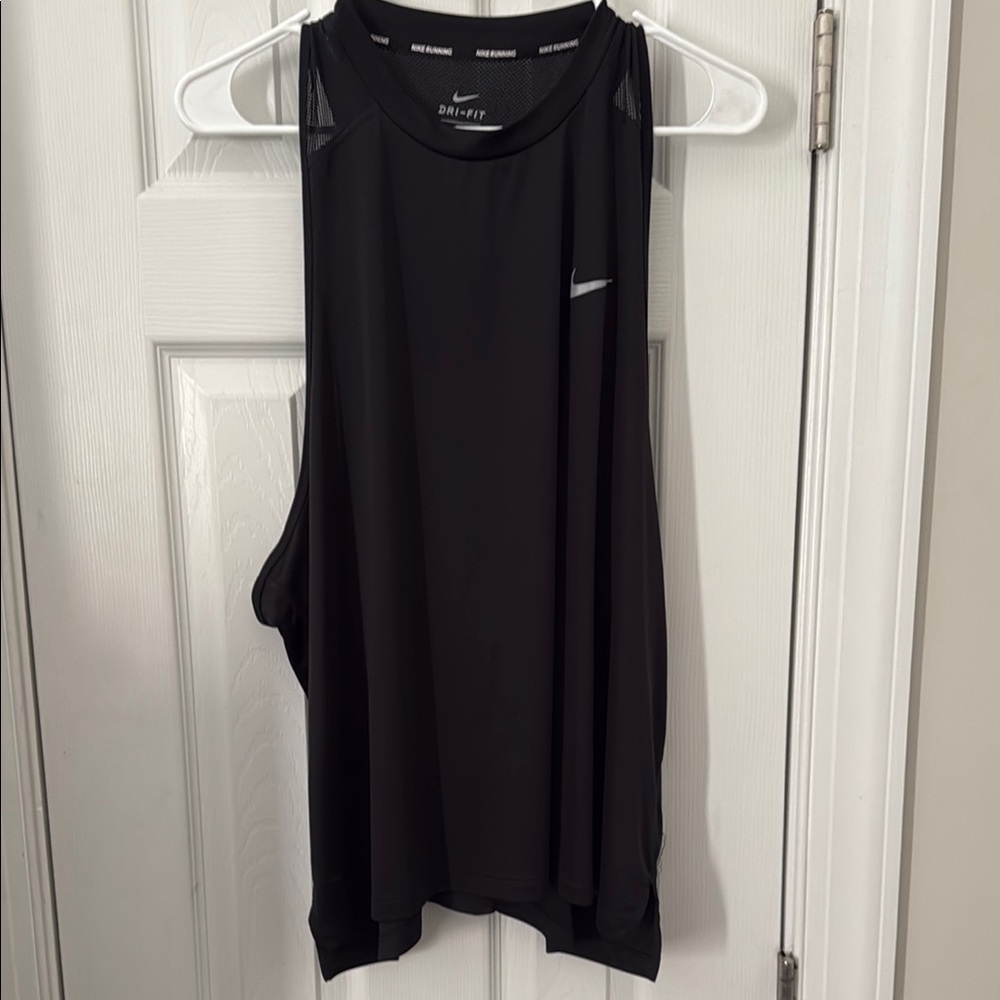 Nike Black Tank Top with Modern Style and Comfort
